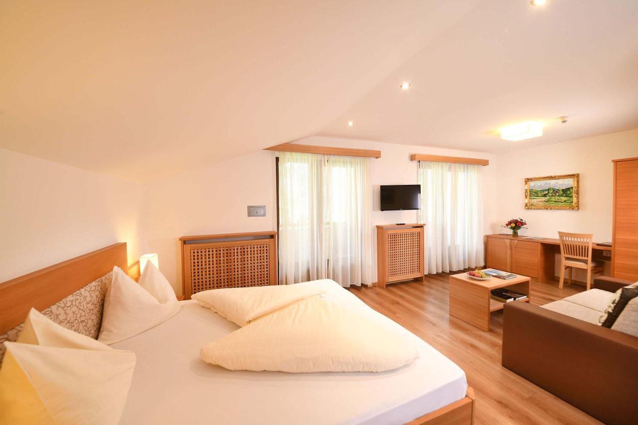 Hotel Paradies Marlengo Dış mekan fotoğraf